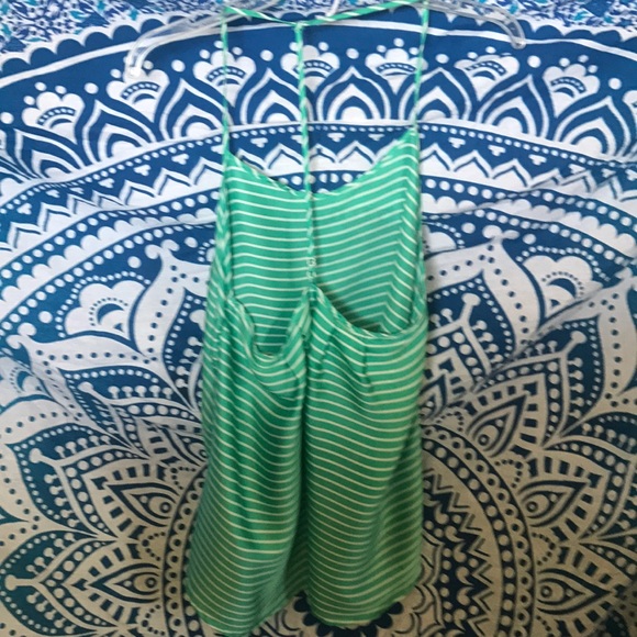 High-Low Top - Picture 2 of 2